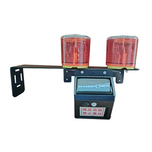 Feux de signalisation solaires à LED montés sur poteau Dxn T4z avec fonction clignotante, IP65, matériau PC - Product Image 2