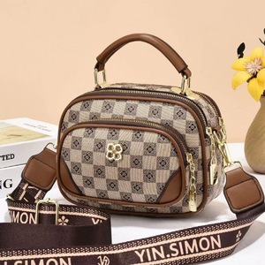 Sac à bandoulière cylindrique pour femme An Ru Shi avec fermeture éclair, imprimé tendance, pour usage quotidien - Product Image 4