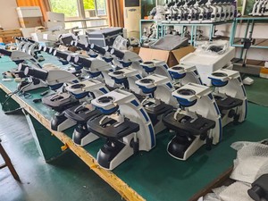 <span class=keywords><strong>Microscope</strong></span> Composé Trinocular SCIEDU 40X-2500X pour Éducation et Inspection Industrielle avec Caméra Numérique CCD et Écran LCD 8 Pouces - Product Image 6