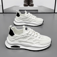 Chaussures de course blanches tendance et polyvalentes pour hommes, en maille respirante et souple, idéales pour le sport et les activités de plein air (vente en gros)