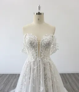 Sexy Off Shoulder Bridal Gown With Good Neck And Backless Design Wedding Dresses For Women