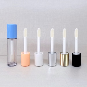 Tubos de Brillo Labial de Plástico Biodegradable Personalizables a Bajo Precio con Brocha Grande, Vacíos y con Tapa de Rosca para Envases de Rubor - Product Image 6