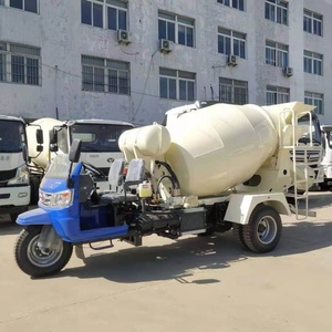 Camión Mezclador de Cemento de Cinco Ruedas con Cinco Compartimentos, Camión Mezclador de Concreto Pequeño para Carreteras Interiores de 2.5m3 3m3 - Product Image 4