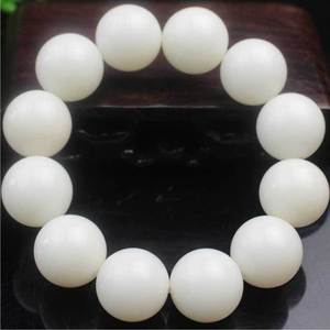 สร้อยข้อมือรากบอดีสีขาว 20 มม. 12 เม็ด สไตล์ชาติพันธุ์ เครื่องประดับทางศาสนา ของสะสม ลูกปัดพุทธ สร้อยข้อมือคู่รักสำหรับทุกเพศ - Product Image 3