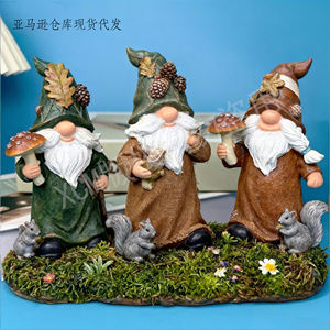 Set di Statuette Personalizzate in Resina di Gnomi della Foresta con Decorazioni di Scoiattoli e Funghi per Giardino Esterno e Arredamento Interno - Product Image 2