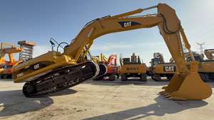 Excavatrice CAT330CL d'occasion Puissante sur chenilles hydrauliques Poids en ordre de marche de 20 tonnes État de bien Composants centraux incluant moteur Boîte d'engrenages - Product Image 5