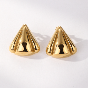 Pendiente triangular de textura gruesa grande de acero inoxidable chapado en oro de 18K Pendientes de estilo coreano inspirados en tejanos femeninos lindos - Product Image 1