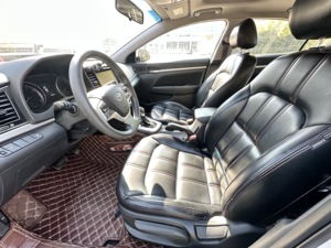 Best-seller per <span class=keywords><strong>Hyundai</strong></span> Elantra 5 posti <span class=keywords><strong>auto</strong></span> a benzina con fotocamera posteriore e tetto apribile elettrico che conduce <span class=keywords><strong>auto</strong></span> usate dalla cina - Product Image 4