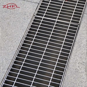 Grille carrée en acier allié durable - Anti-corrosion, résistante à l'eau et au feu pour couvercle de grille de drainage de passerelle et escalier - Product Image 3