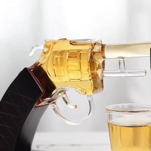 Decantador de licor en forma de pistola <span class=keywords><strong>AK</strong></span> whisky de cristal a granel para decoración del hogar - Product Image 5