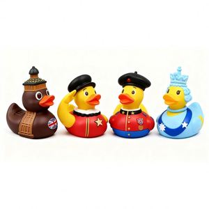 Juguete Promocional Personalizado, Patito de Goma de PVC Impreso en Lote, Estilo Europeo Británico, Juguetes de Baño con Diseños Estampados - Product Image 1