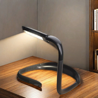 Lampe de table artisanale à col de cygne, éclairage décoratif, cadeau pour une maison élégante, fabriquée à la main avec élégance et chaleur.