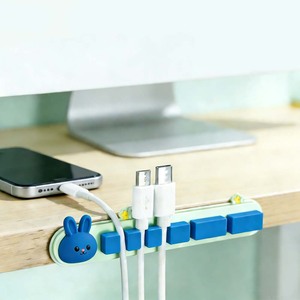 Clip Organizzatori Cavi Pieghevoli Autoadesivi Kawaii in Silicone Flessibile per Scrivania, Tavolo, Auto e Ufficio Domestico - Product Image 5