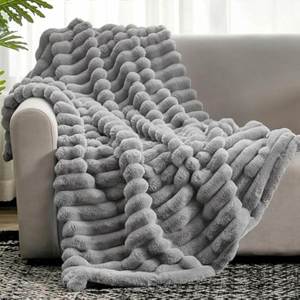 Manta de Piel Sintética para Sofá, Cálida y Acogedora, con Rayas, para Dormitorio, Sala de Estar, Decoración del Hogar, Idea de Regalo para Invierno - Product Image 1