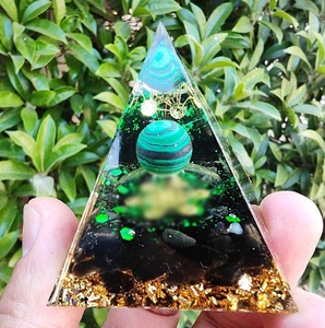 คริสตัลธรรมชาติ Orgonite ไพรามิดส์พีระมิดทางจิตวิญญาณสำหรับการป้องกันพลังงาน - Product Image 5