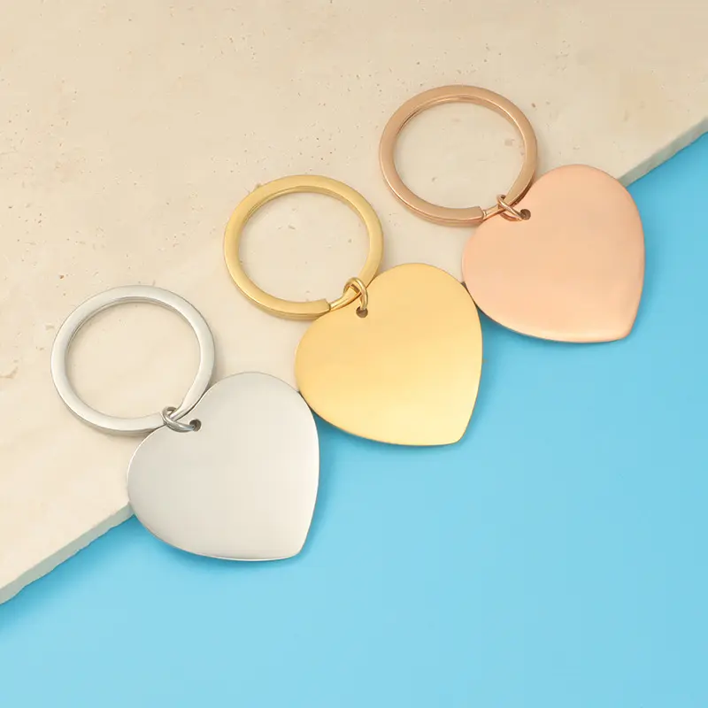 High Polished 18K Gold Plated Heart Blank Keychain Stainless Steel Big Love Heart Pendant Keychain Wholesale