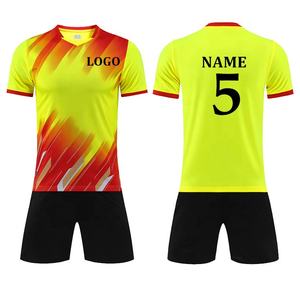 قميص كرة قدم للشباب عالي الجودة، أطقم فريق كرة قدم مخصصة بتقنية التسامي، زي كرة قدم رجالي أحمر وأبيض بسعر مناسب - Product Image 5