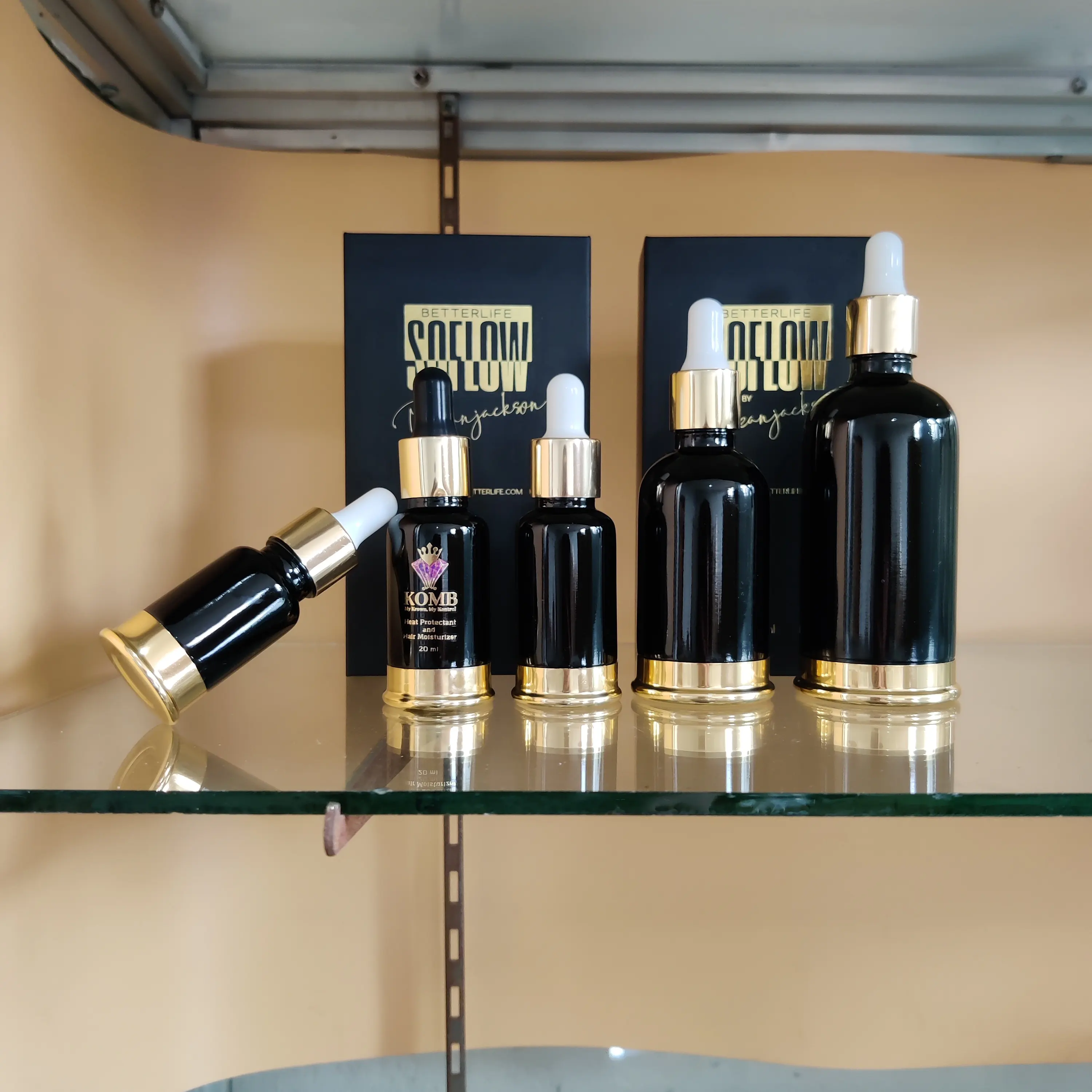 Factory Price 1000 Pump Cosmetic 30ml Body Perfume Bottle 50 Ml Unique Glass Luxury Screen Printing Wood Matte Black Dropper