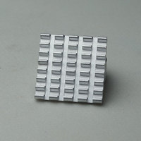 Fraisage CNC pour le fraisage d'aluminium, dissipateur thermique extrudé pour la dissipation de chaleur des appareils électroniques PCB