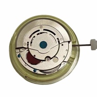 Montre mécanique entièrement automatique à mouvement 2813 GMT, quatre aiguilles, calendrier simple, roue rouge, acier bleu, boîtier métallique analogique 8205 8215