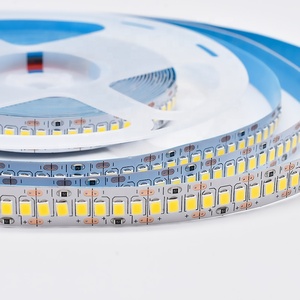 Czinelight 12V <span class=keywords><strong>SMD</strong></span> 2835 <span class=keywords><strong>LED</strong></span> dải ánh sáng 10mm 180LED màu xanh dính dải ánh sáng - Product Image 5