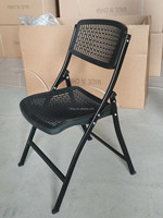 Chaise pliante en métal avec assise en maille, portable pour le camping, la plage, les pique-niques, le jardin, l'hôtel et les événements festifs, design confortable et empilable