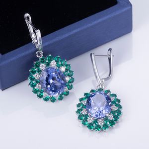 Boucles d'oreilles en saphir bleu de la mer taille ovale 10x12mm pour femmes en or 18 carats, par Messi Jewelry - Product Image 3