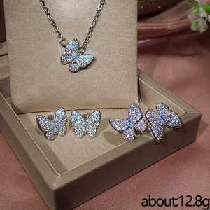 Set di Tre Accessori a Forma di Farfalla per Donne, Moda Semplice per Uso Quotidiano, Set Coordinato - Product Image 4