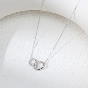 CYNYA Collar <span class=keywords><strong>de</strong></span> <span class=keywords><strong>Plata</strong></span> <span class=keywords><strong>de</strong></span> Ley <span class=keywords><strong>925</strong></span> con Doble Círculo Trenzado, <span class=keywords><strong>Cadena</strong></span> Entrecruzada para Clavícula, para Mujer - Product Image 2