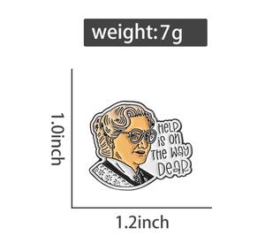 Prix de gros d'usine, pas de MOQ, épinglette en émail personnalisée avec inscription, collection Mrs <span class=keywords><strong>Doubtfire</strong></span>, pour sac - Product Image 5