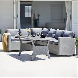 Moderne Outdoor Dining Set 2 Stoelen En 1 Bank Rieten Rotan Meubelen Voor Tuin Top-Notch Design Stijl