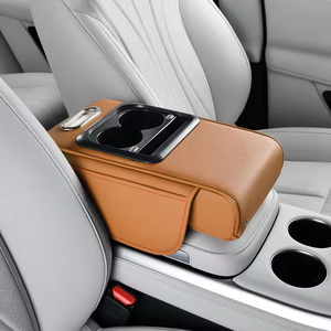 NUOVO Cuscino <span class=keywords><strong>Bracciolo</strong></span> <span class=keywords><strong>Auto</strong></span> Multifunzionale in Pelle con Ricarica USB-C, Nero, Scatola Portaoggetti <span class=keywords><strong>Universale</strong></span> per Console <span class=keywords><strong>Auto</strong></span> - Product Image 3