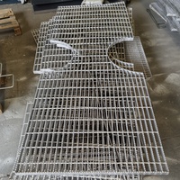 Grille en acier pour le sol du centre commercial, treillis pour le sol du couloir du ciel et plaque de grille en acier inoxydable pour le sol du lieu de sport