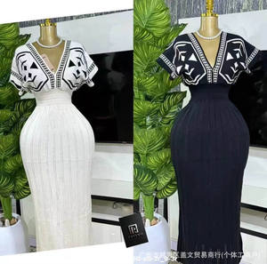 Robe Longue Slim Imprimée <span class=keywords><strong>Motif</strong></span> Vintage pour Femme, Mode Taille Haute Jacquard, Robe de Soirée Élégante, Col en V, Manches Courtes, Style Bohème - Product Image 3