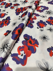 Tissu satiné 100% polyester imprimé lisse multicolore pour travaux manuels, couture, décoration de robes de mariée, doux et brillant - Product Image 3