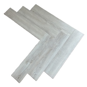 Certificat CE 2.5mm 20mil Herringbone Lvp Flooring Revêtement de <span class=keywords><strong>sol</strong></span> en <span class=keywords><strong>vinyle</strong></span> PVC imperméable de luxe Revêtement de <span class=keywords><strong>sol</strong></span> en <span class=keywords><strong>vinyle</strong></span> aspect bois - Product Image 4