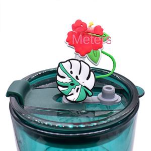 Accessoires de bar décoratifs de haute qualité en PVC, caoutchouc souple et silicone, de la série Plantes Tropicales, en forme de chapeau de paille, couvre-paille anti-poussière - Product Image 5