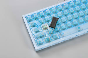 Claviers de jeu étanches avec touches multimédias inclinables réglables et connexion USB Type-C pour PC - Product Image 6