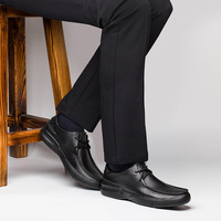 Chaussures de marche pour hommes en cuir véritable à bout rond, lacées, respirantes, semelle extérieure en caoutchouc, couleur unie, style décontracté