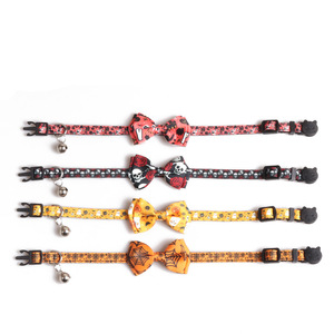 KingHon Productos de Halloween para Mascotas, Collar de Calabaza para Gato con Hebilla de Seguridad, Collar para Cachorro con Lazo Festivo y Campana, Collar Ajustable Pequeño para Mascotas - Product Image 2