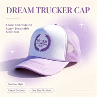 Casquette de camionneur sur le thème 'Suivez votre cœur' avec broderie personnalisée couronne de lauriers, en mousse blanche et filet en maille lavande