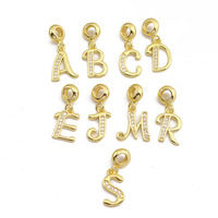 CZ9165 Populaire Dainty Grand Grand Trou 18k Or Diamant Zircon CZ Micro Pave Alphabet Lettre Initiale Bail Dangle Charme Pendentifs