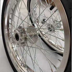 ชุดล้อซุปเปอร์โมโตสีเงินโครเมียมสำหรับรถมอเตอร์ไซค์ไฟฟ้า Sur-Ron LBX Light Bee ขนาด <span class=keywords><strong>17</strong></span> นิ้ว พร้อมยางสำหรับถนนขนาด 70/90-<span class=keywords><strong>17</strong></span> และ 90/<span class=keywords><strong>80</strong></span>-<span class=keywords><strong>17</strong></span> - Product Image 4