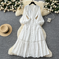 Robe en dentelle brodée à découpes douces - Robes longues cintrées à la taille pour femmes décontractées