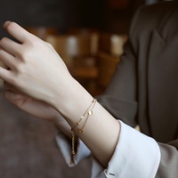 Gelang Bunga Mewah Besi Lapis Ganda Bermotif Empat Daun Semanggi Hitam Putih untuk Wanita