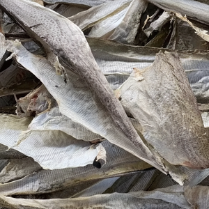 หนังปลาค็อดตากแห้งทั้งตัว หั่นเป็นแผ่น คุณภาพดีที่สุดในตลาดเวียดนาม - ยี่ห้อเวียท เดลต้า เกรด A ผลิตในเวียดนาม บรรจุภัณฑ์สุญญากาศ - Product Image 1