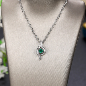 Collana con Ciondolo a Cuore Multicolore per Donne, Elegante Catena per Clavicola, Gioiello di Moda Quotidiana - Product Image 3