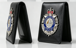 Badge métallique personnalisé haut de gamme, patch en cuir, emblème logo AFP, émail souple, moulage argenté, décoration pour sac et portefeuille, vente en gros - Product Image 6