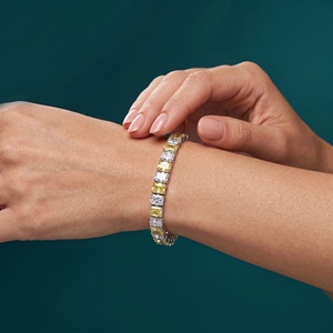 สร้อยข้อมือเพชรเทนนิสเรนโบว์เรเดียนท์ - ทอง 9k, 14k, 18k - Product Image 2