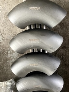 Трубопроводные фитинги из углеродистой стали ASTM A234 WPB: отводы, тройники, редукторы, приварные, черные, окрашенные, по стандарту ASME B16.9 SCH40 - Product Image 4